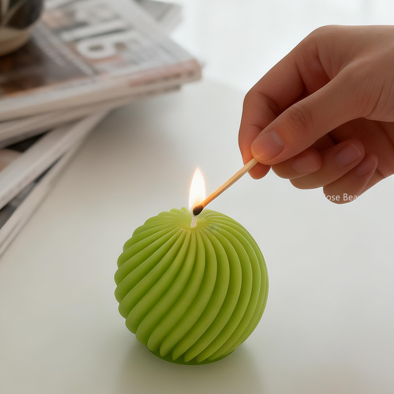 3D Weihnachtskugel Kerzenform  – Ice Mold Sphere Bewertung und Preis